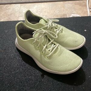 Allbirds Treerunners men’s size 10